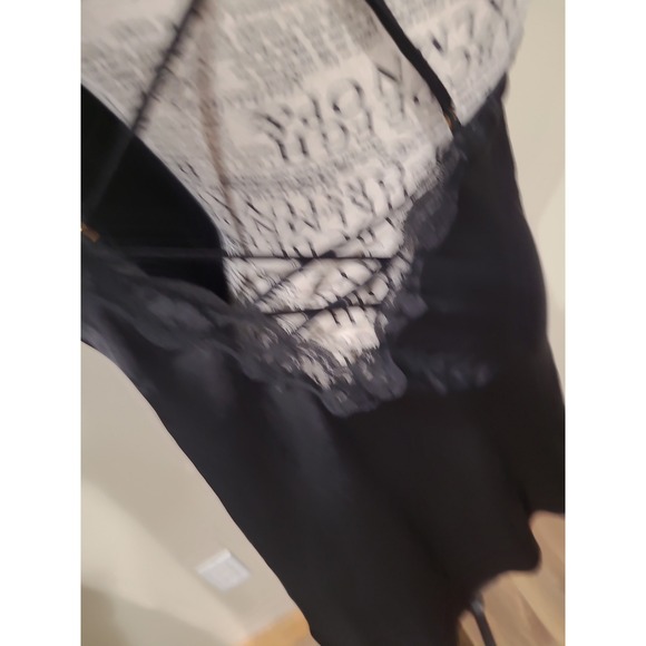 Victoria's Secret Black Satin lace trim slip lingerie intimate Women SZ L - Picture 6 of 9